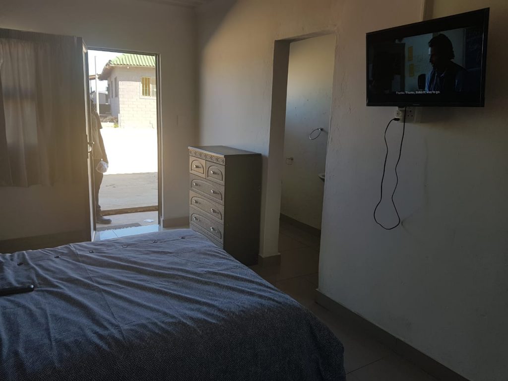 Bed & Breakfast Room